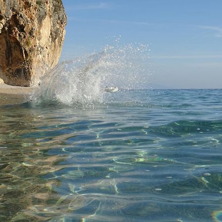Ionian View Appartement Himare Buitenkant foto