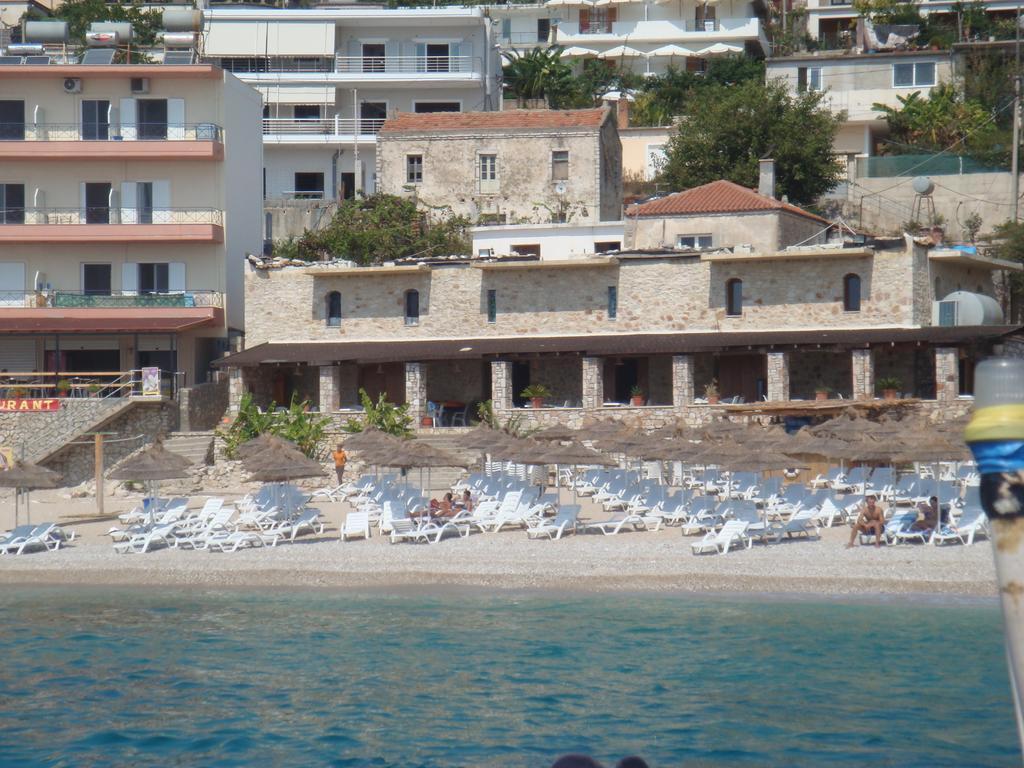 Ionian View Appartement Himare Buitenkant foto